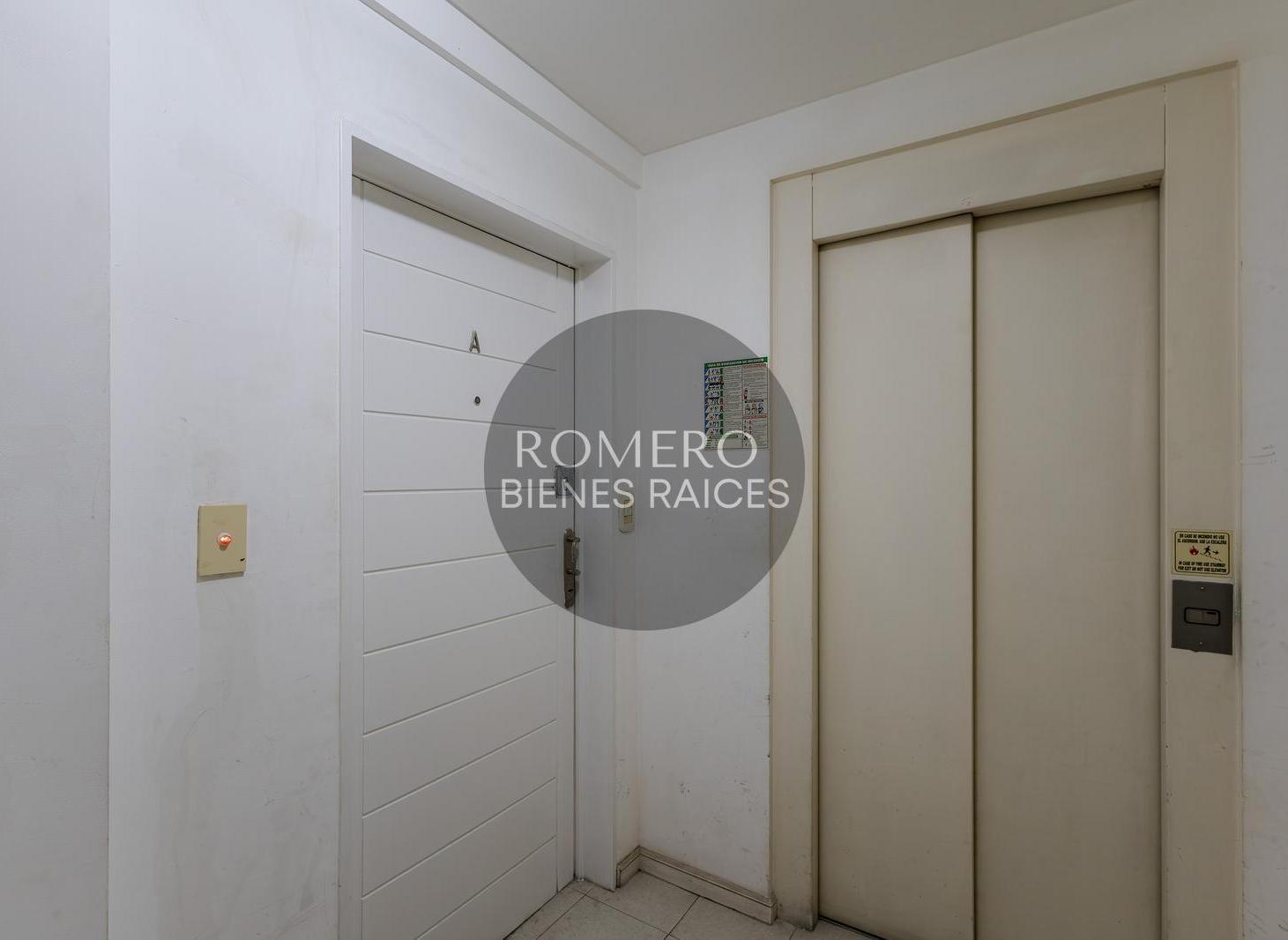 Foto de Departamento en Thompson Parque Chacabuco, imagen 3