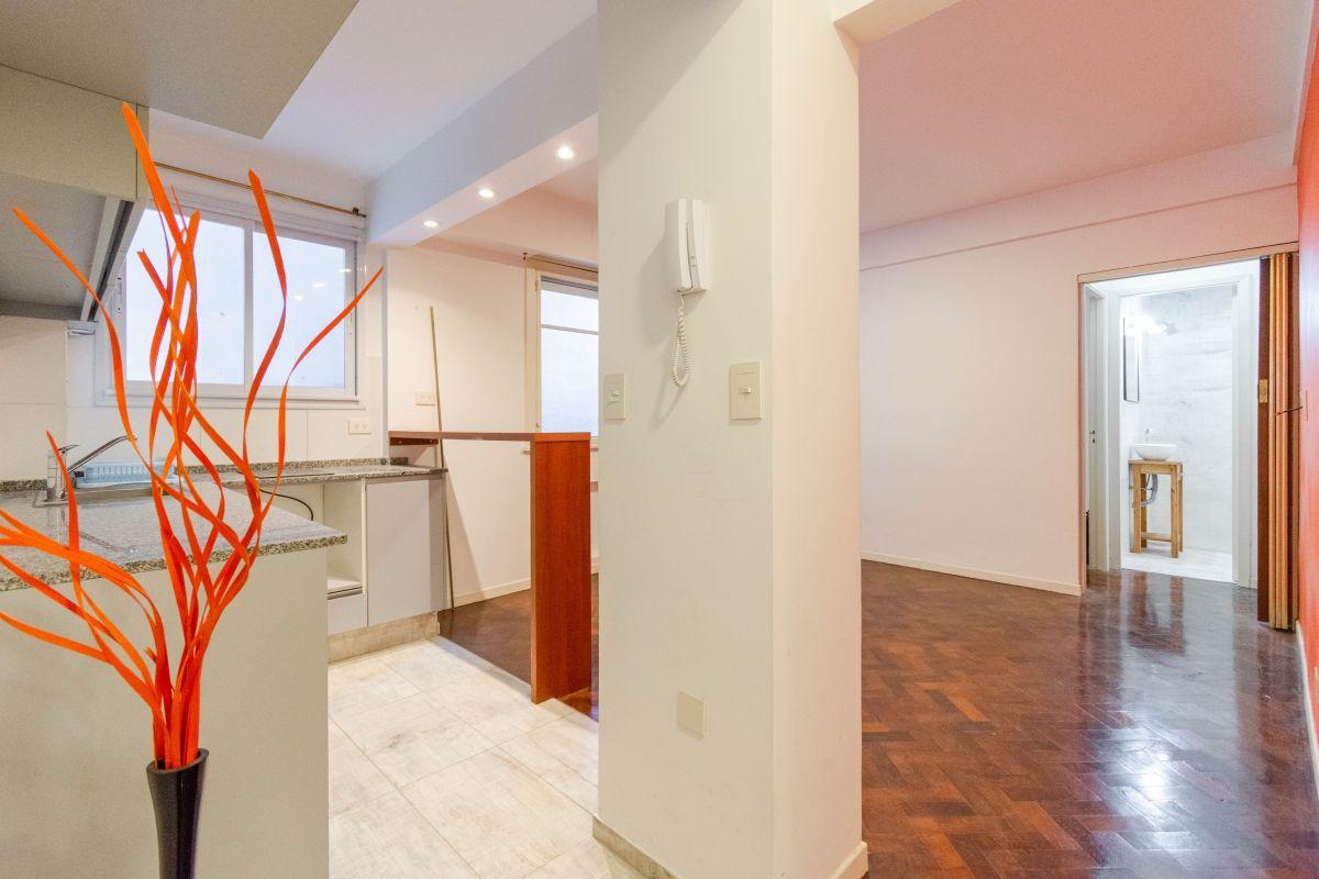Foto de DEPARTAMENTO 2 AMBIENTES EN VENTA – SARMIENTO 2000, BALVANERA, imagen 5