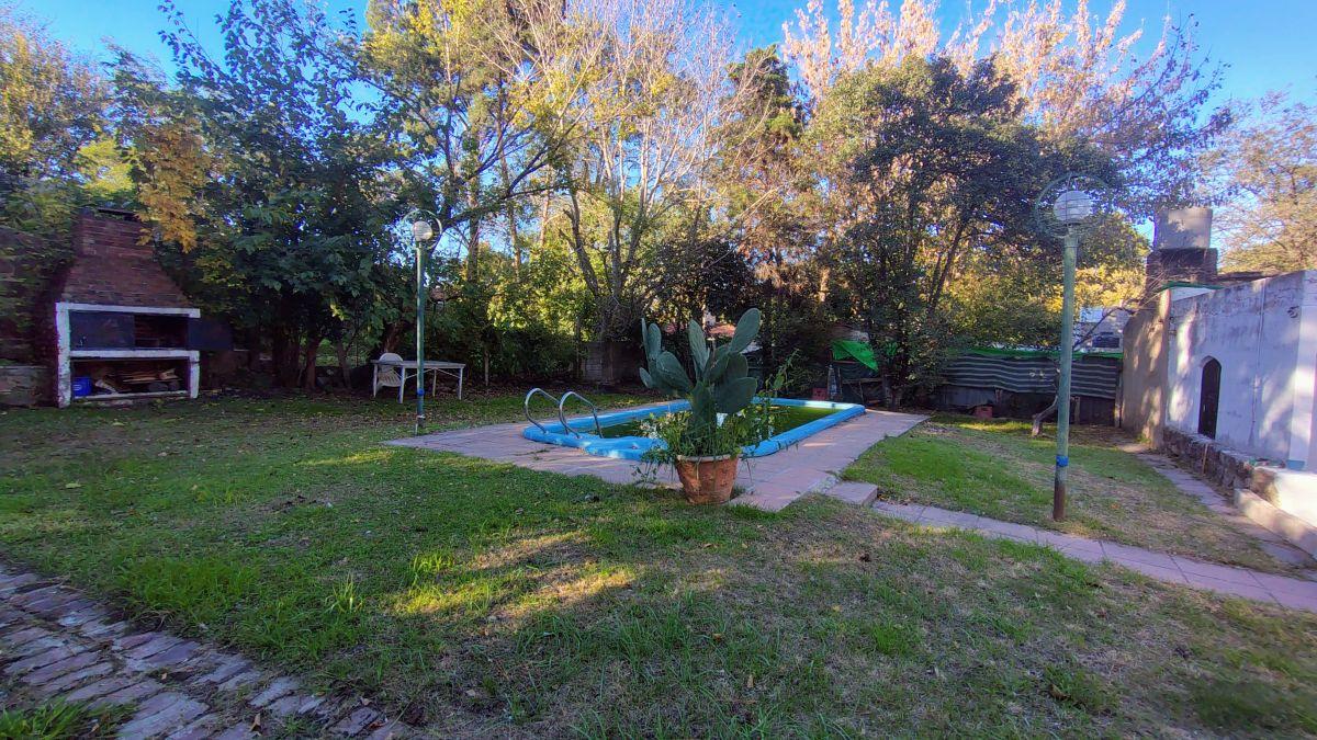 Foto de Terreno con pileta! Gas natural y cloacas, imagen 5
