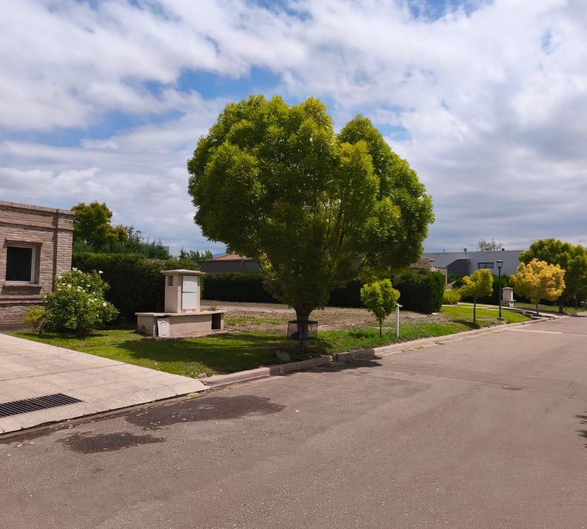 Foto de Dueño Directo Vende Excelente Lote En Barrio Privado Las Candelas II, imagen 5