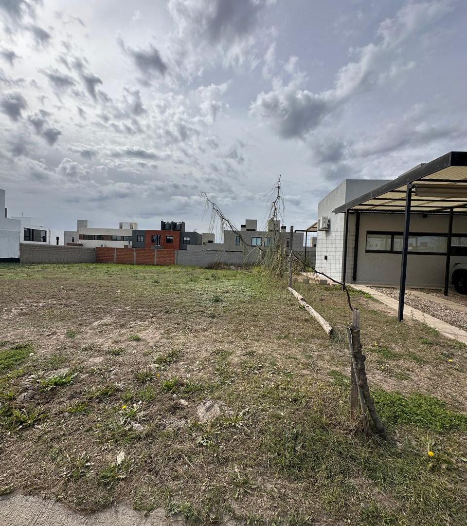 Foto de DUEÑO VENDE LOTE COMERCIAL - SOBRE BOULEVARD PRINCIPAL, imagen 4