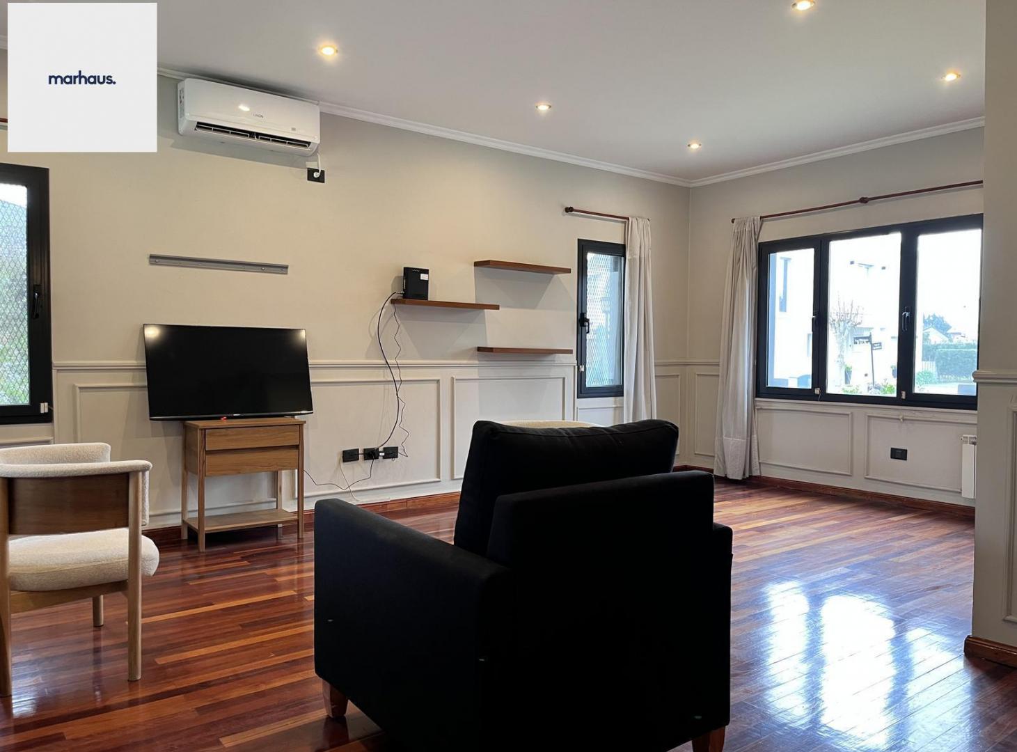 Foto de Venta Casa 4 ambientes en Los Ombúes de Hudson, imagen 1