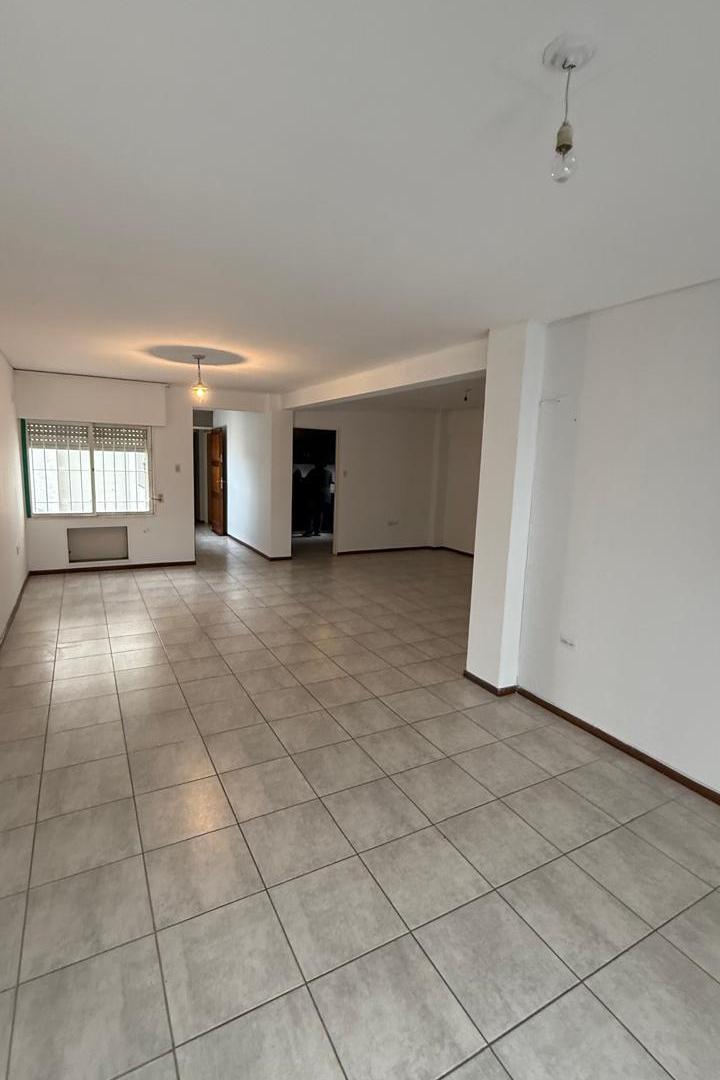 Foto de Departamento Excelente Estado - Ubicación, imagen 3