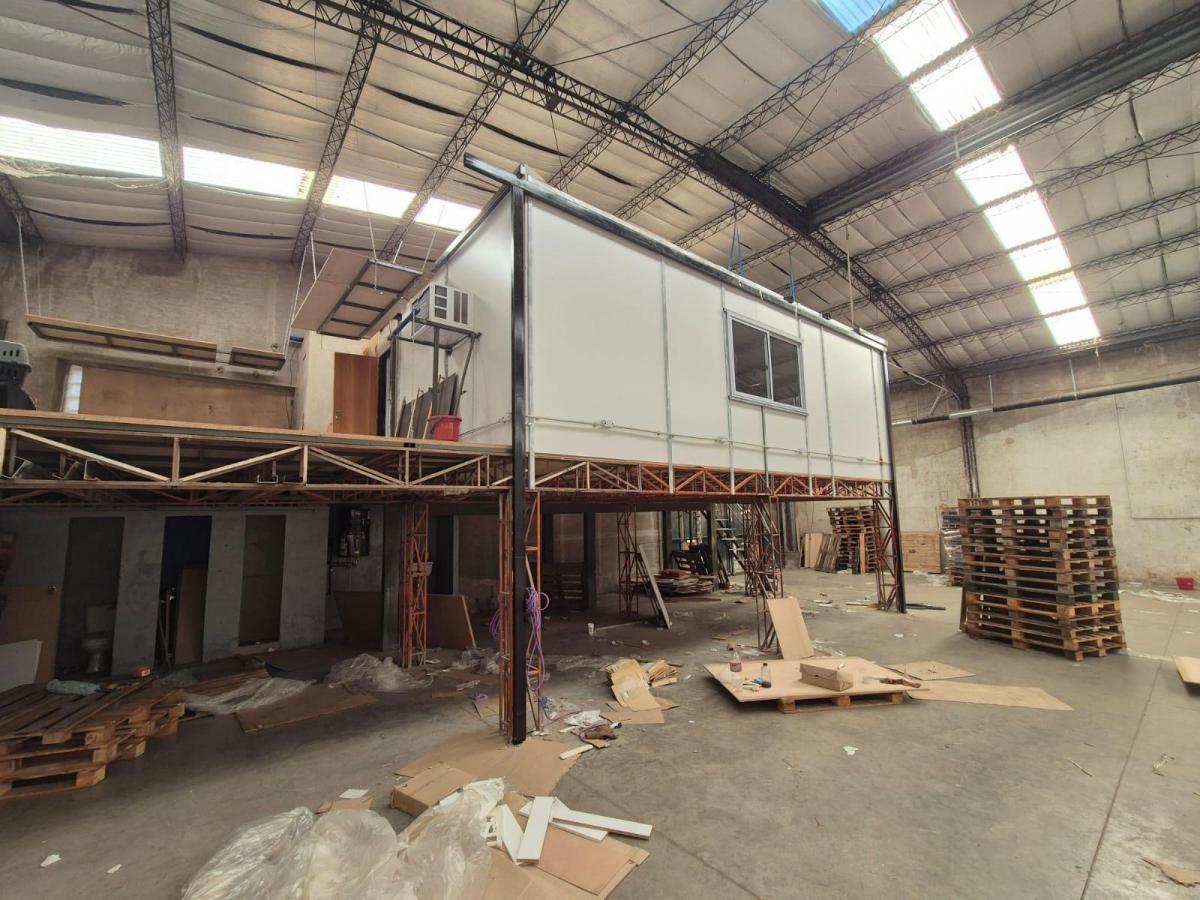 Foto de Galpon de 690 m² en venta en Haedo Excelente Estado, imagen 5