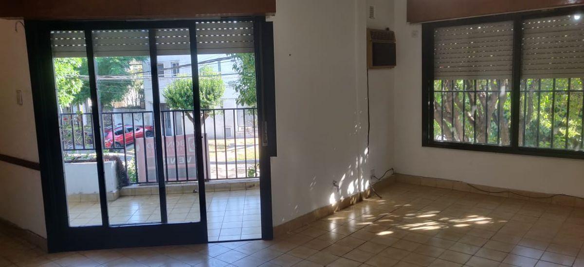 Foto de Departamento en Primer Piso Hurlingham, imagen 2