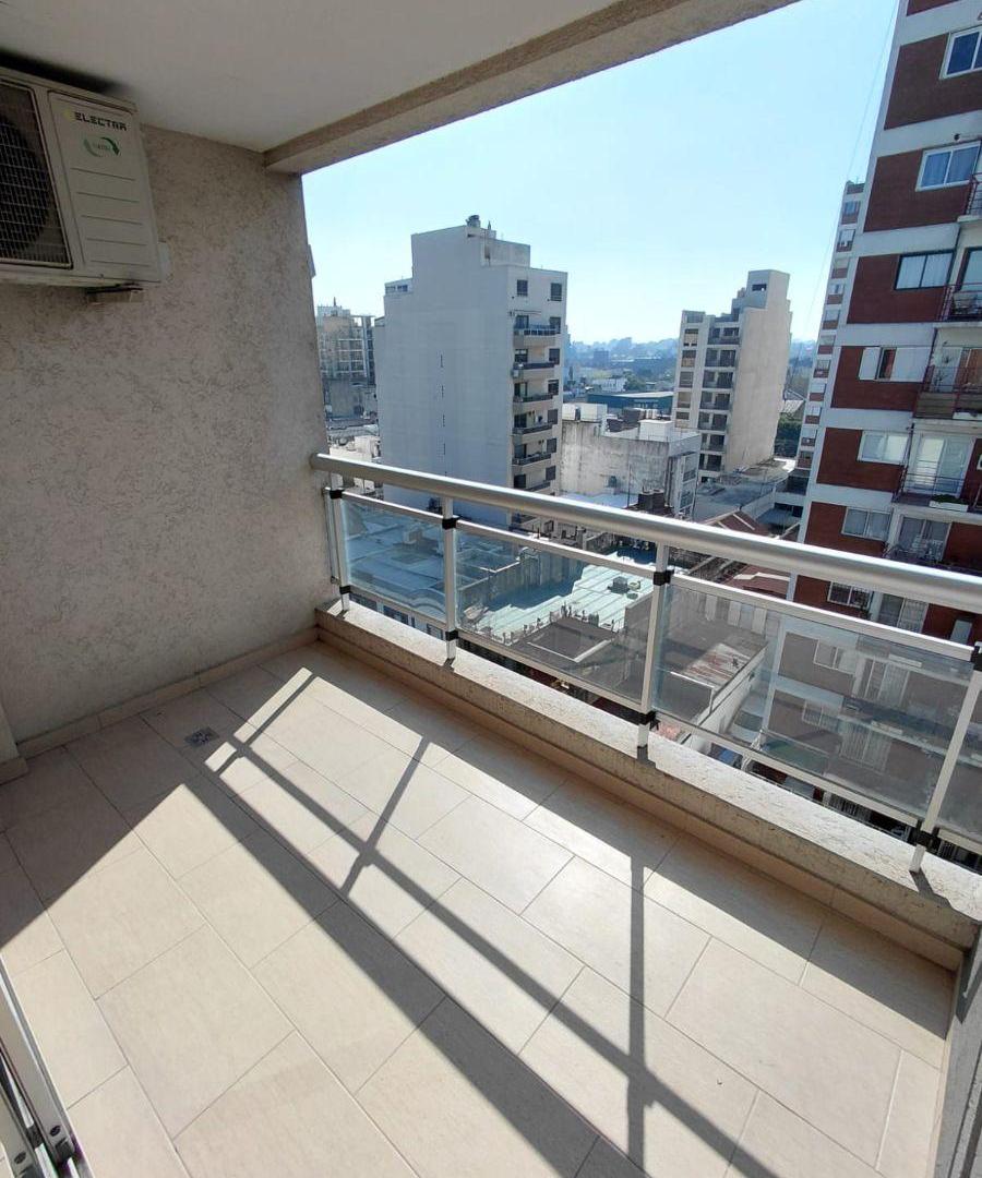 Foto de Departamento de 50 m² con 1 dormitorio y cochera cubiera, imagen 1