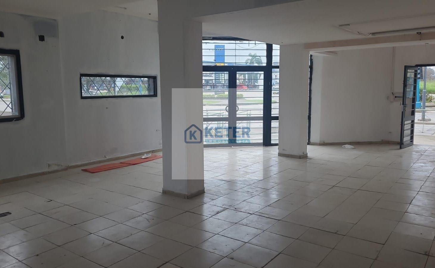Foto de la propiedad en Av. Belgrano 3200 Esquina Av. Bulnes, San Miguel de