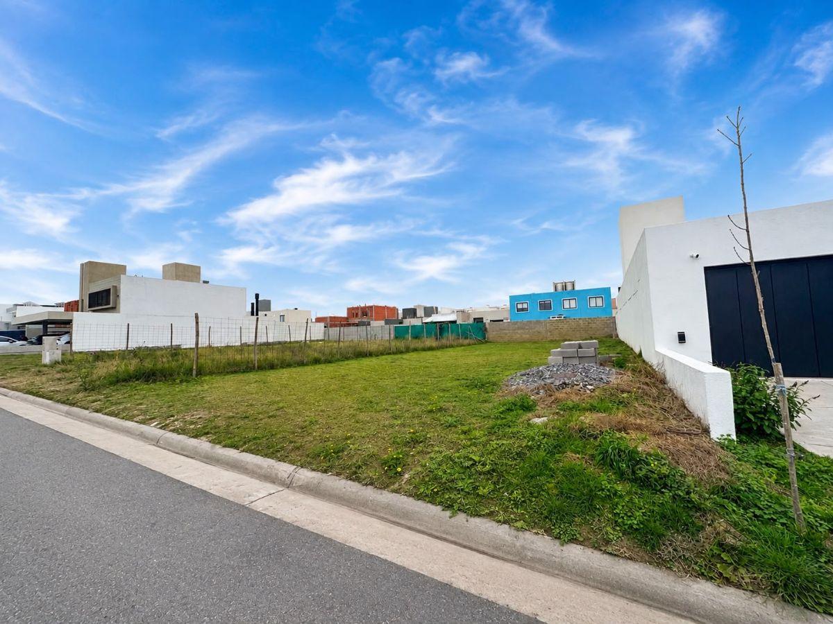 Foto de Lote 360m2 Apto Dúplex en Docta Boulevard | Fondo Norte y Servicios, imagen 3