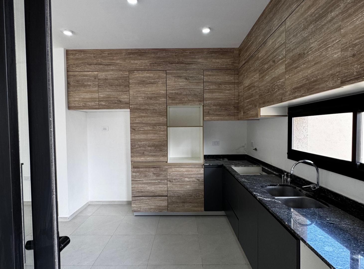 Foto de Casa a estrenar en venta - 3 dormitorios 3 baños - Docta Malagueño, imagen 3