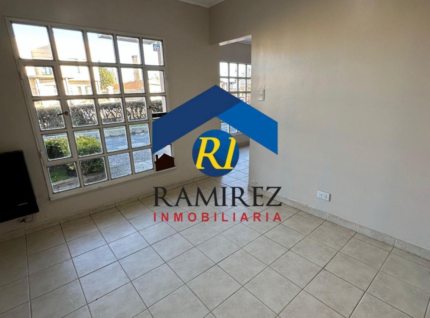 Foto de CASA EN VENTA - SANTA CRUZ - RIO GALLEGOS - GOBERNADOR MAYER Nº974, imagen 1
