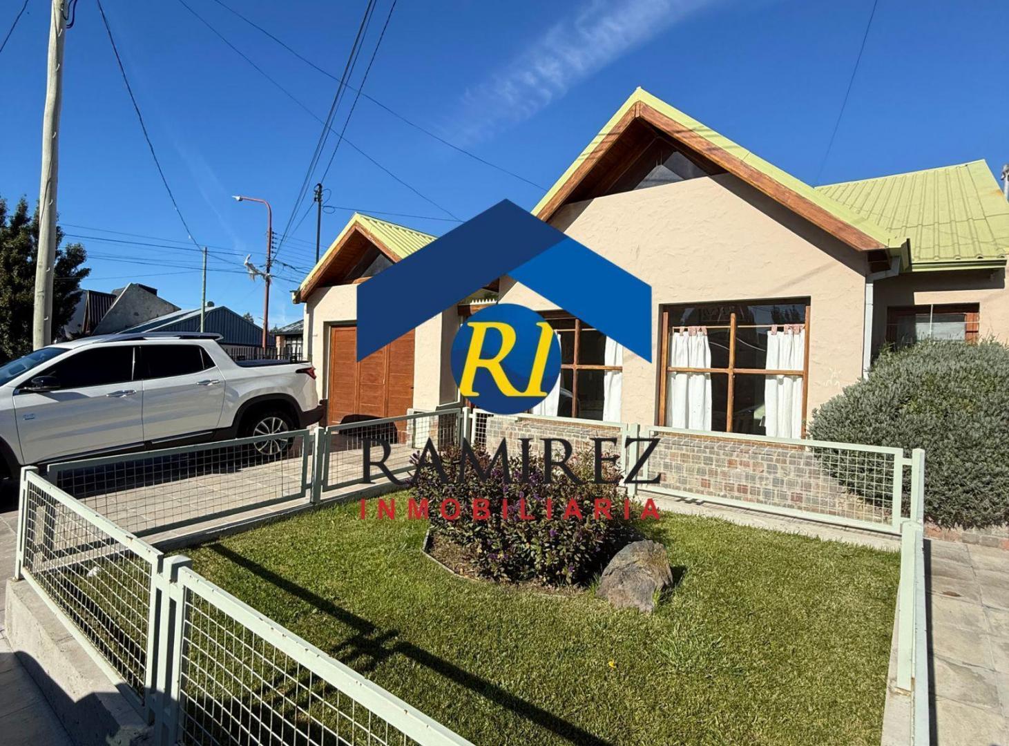 Foto de CASA EN VENTA - SANTA CRUZ - RIO GALLEGOS - BARRIO BELGRANO - ALVEAR, imagen 2