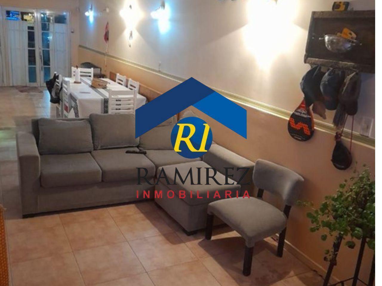 Foto de CASA EN VENTA - SANTA CRUZ - RIO GALLEGOS - BARRIO CENTRO - PELLEGRINI, imagen 2