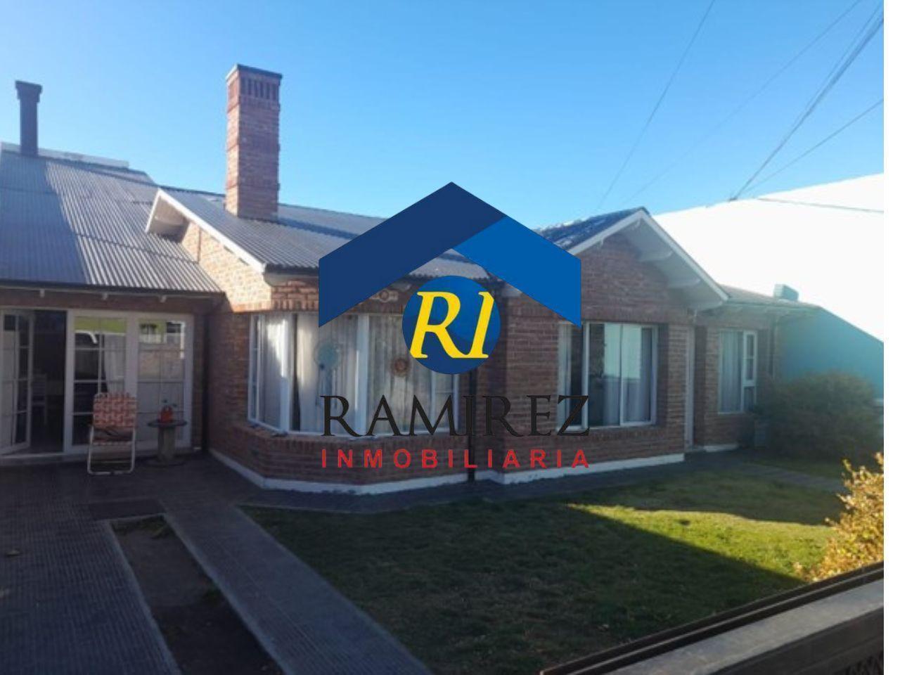 Foto de CASA EN VENTA - SANTA CRUZ - RIO GALLEGOS - BARRIO CENTRO - PELLEGRINI, imagen 4
