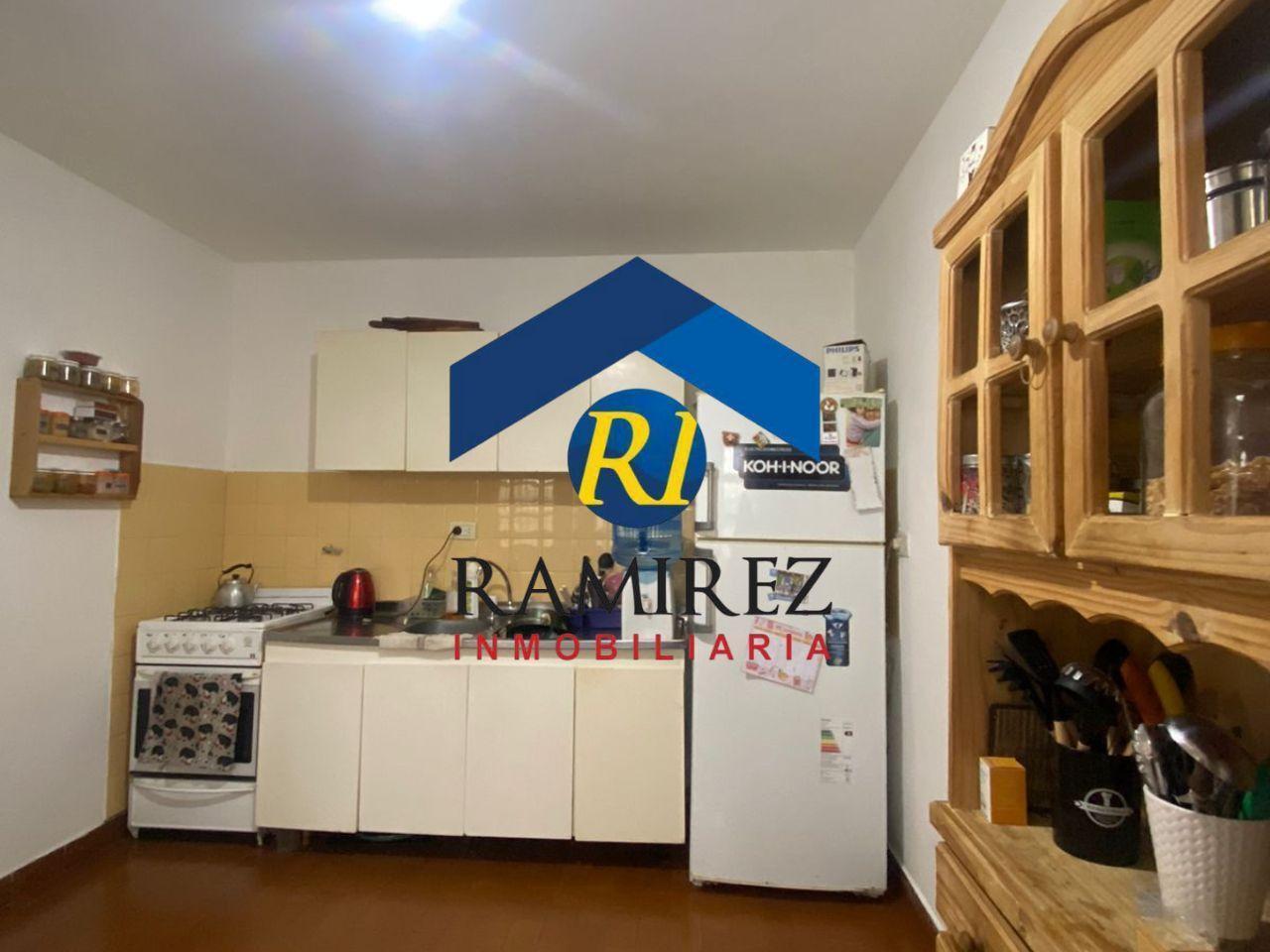 Foto de CASA EN VENTA - SANTA CRUZ - RIO GALLEGOS - ALBERDI Nº636, imagen 2