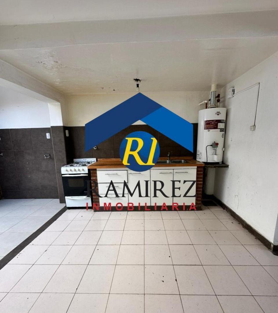 Foto de CASA EN VENTA - SANTA CRUZ - RIO GALLEGOS - LAGO QUIROGA Nº96, imagen 2
