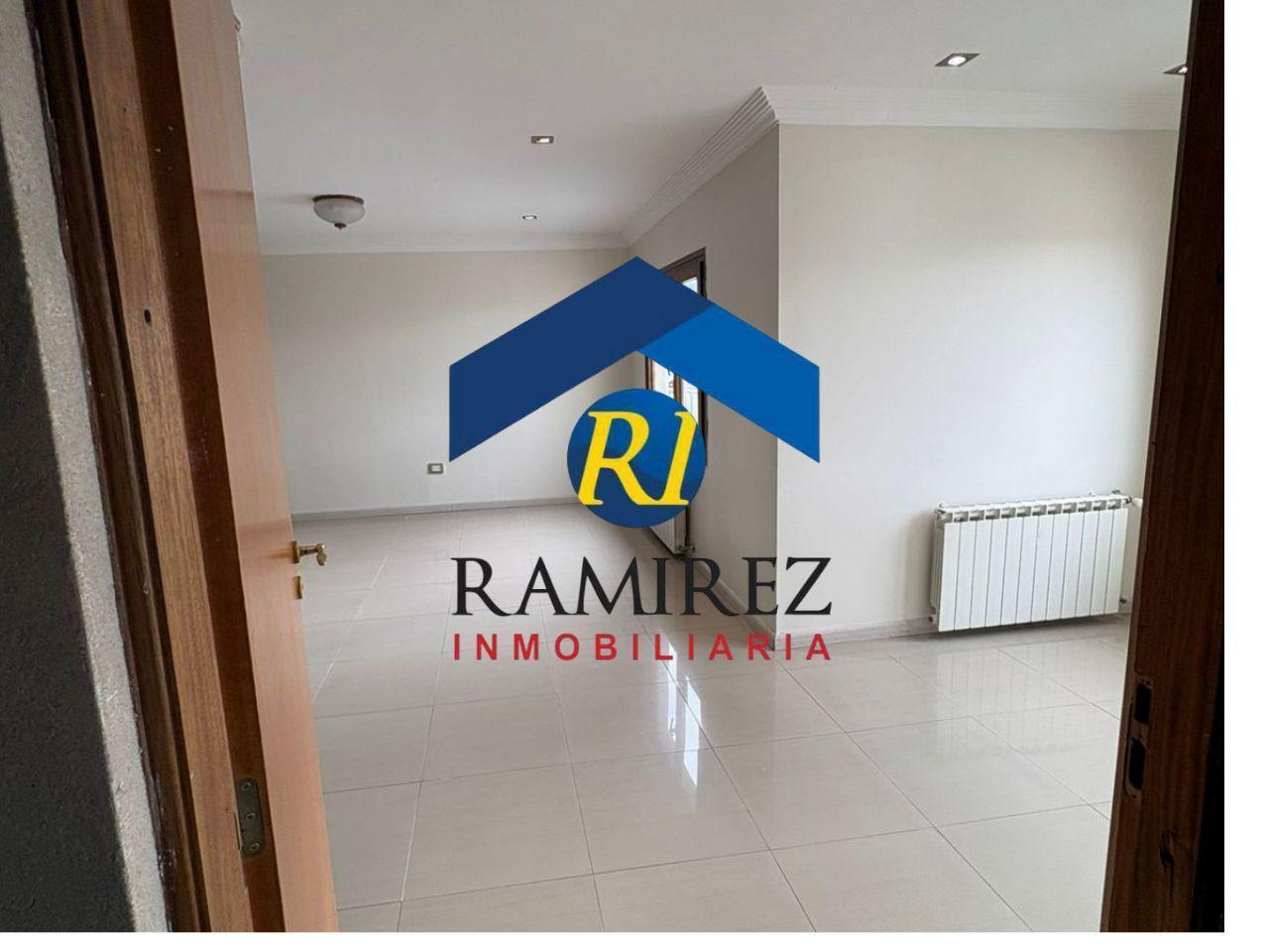 Foto de CASA EN VENTA - SANTA CRUZ - RIO GALLEGOS - JORGE LUIS BORGES Nº334, imagen 2