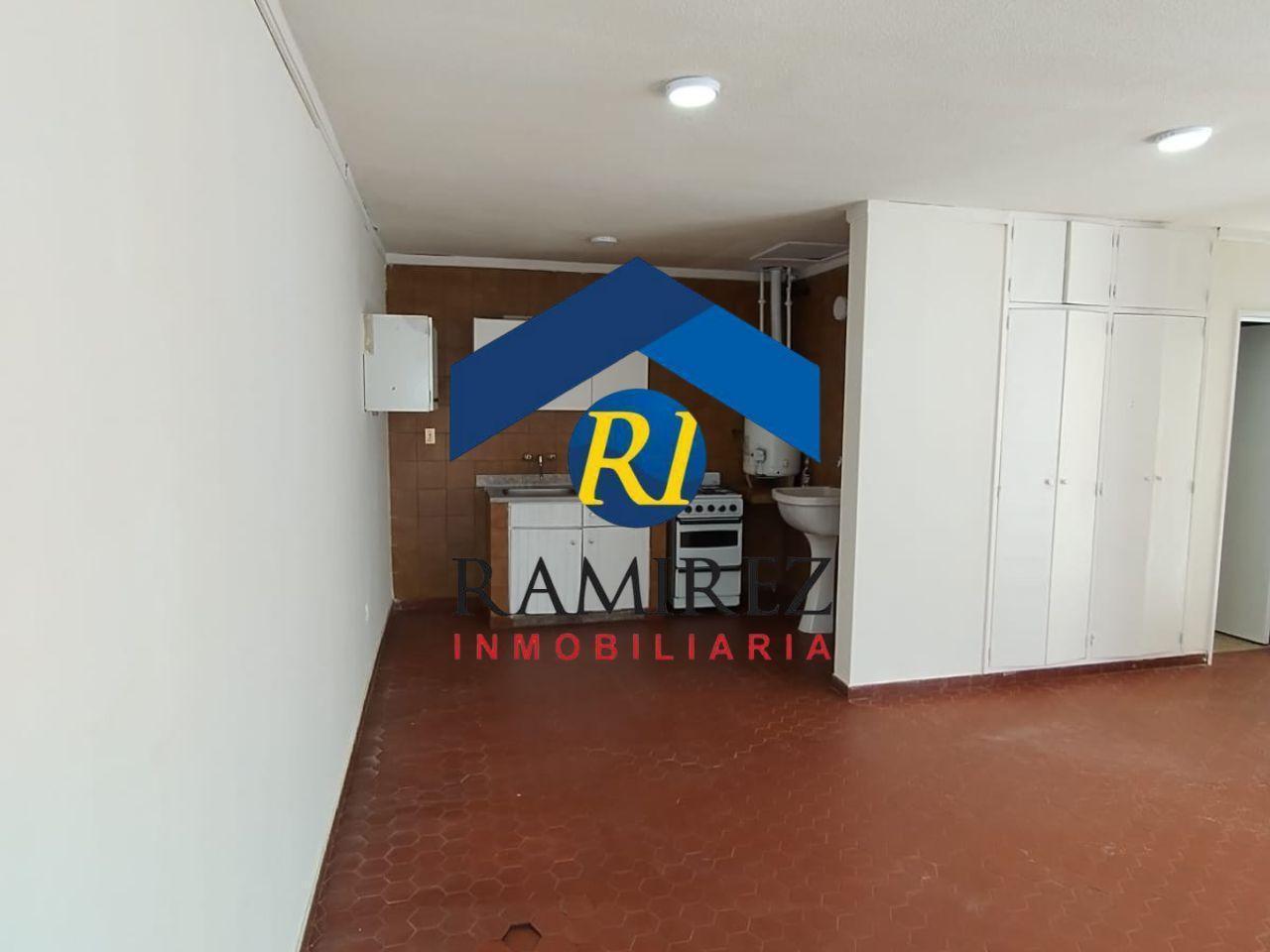 Foto de CASA EN VENTA - SANTA CRUZ - RIO GALLEGOS - BARTOLOME MITRE N.785, imagen 5