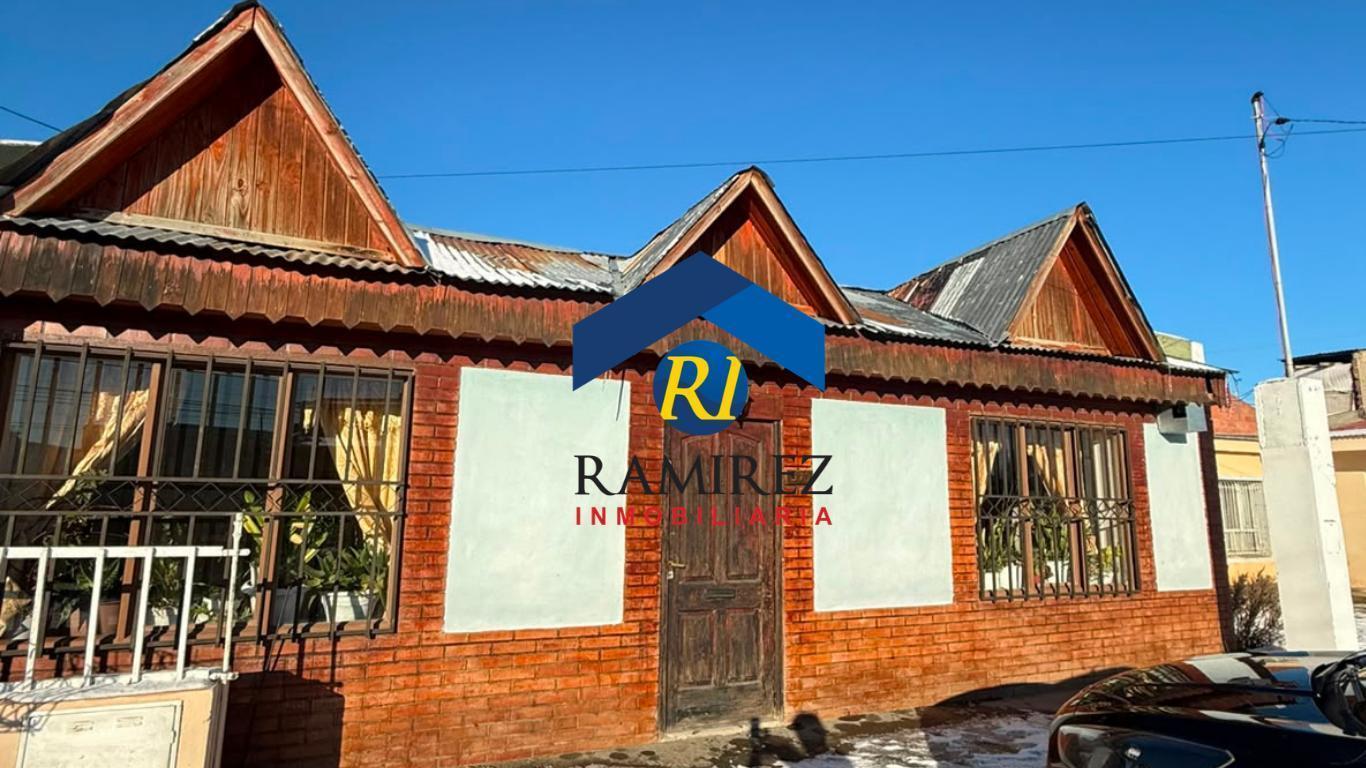 Foto de CASA EN VENTA - SANTA CRUZ - RIO GALLEGOS - CURUPAYTI N°570, imagen 3