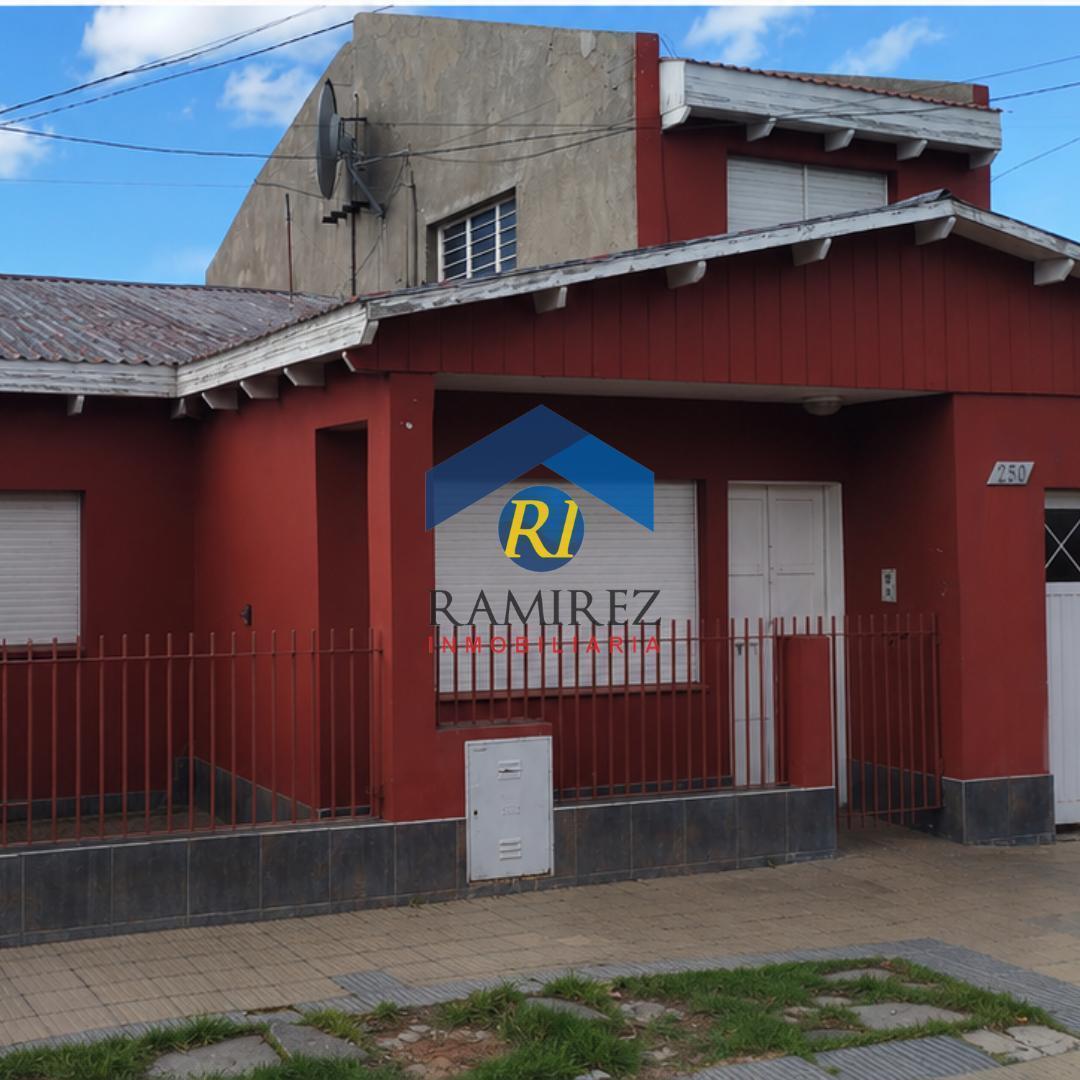Foto de CASA EN VENTA - SANTA CRUZ - RIO GALLEGOS - SANTA CRUZ N.250, imagen 1