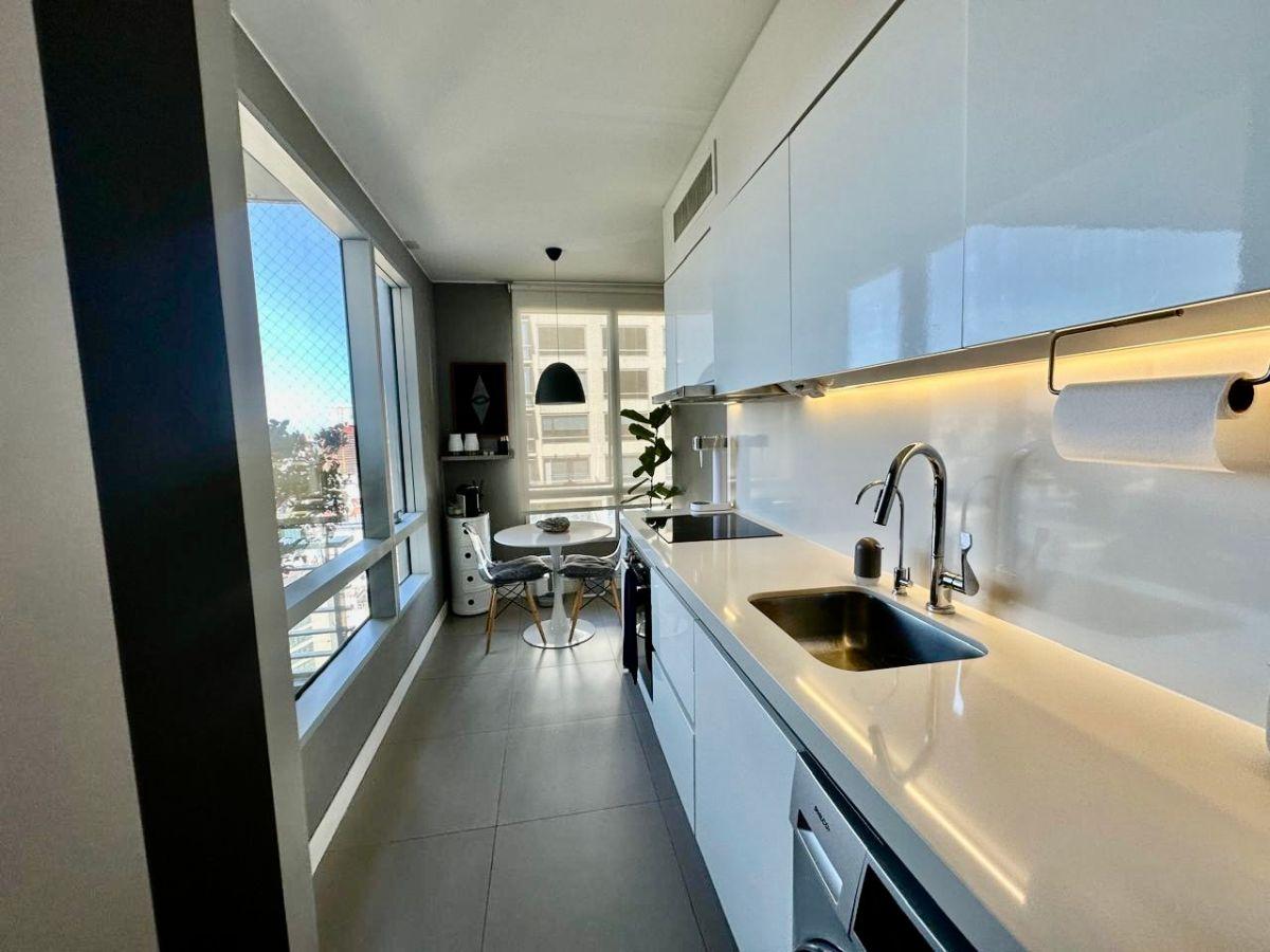 Foto de EXCELENTE 4 AMBIENTES EN TORRE AL RIO CON DOS COCHERAS, imagen 1