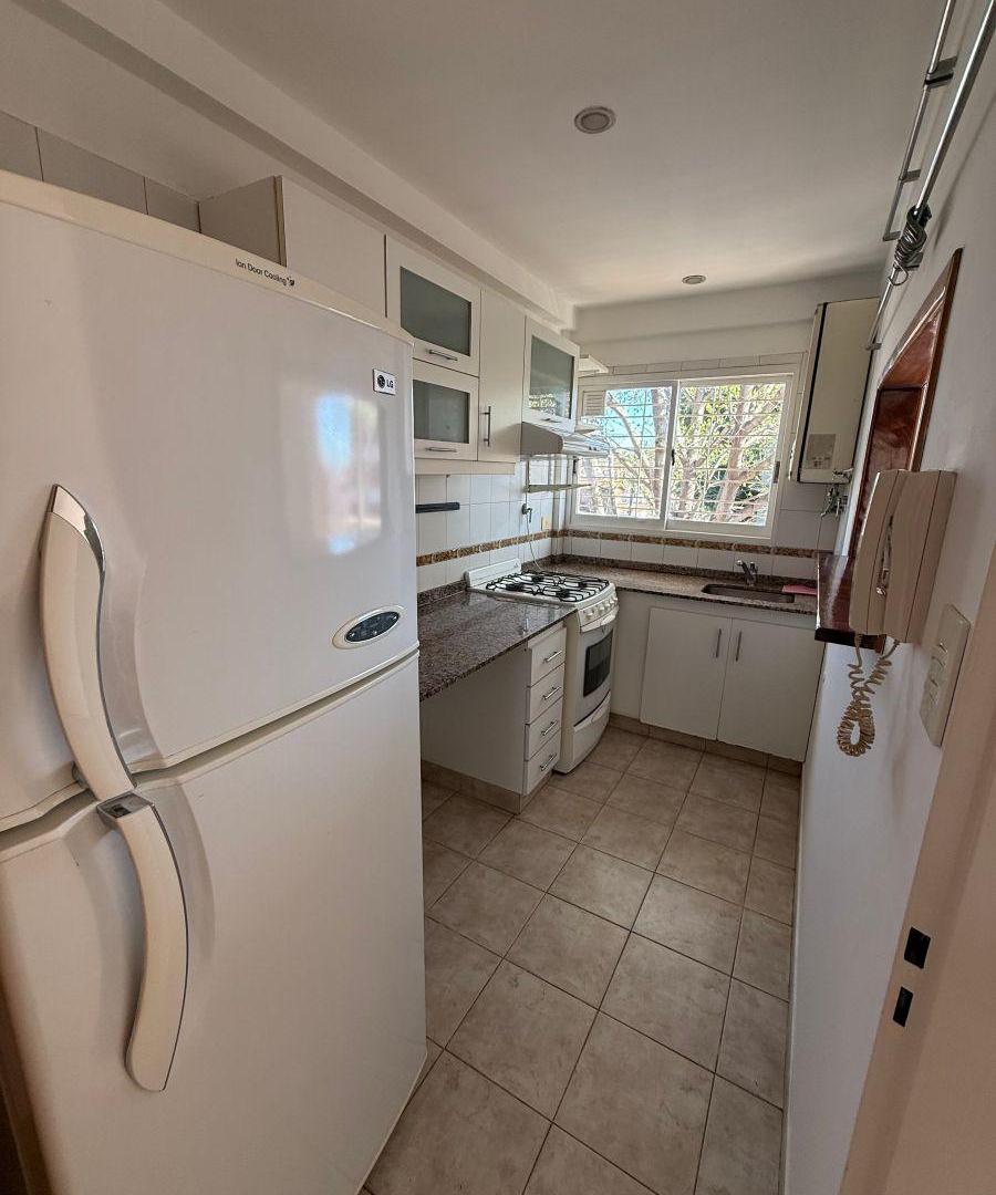 Foto de EXCELENTE DUPLEX CON BALCON TERRAZA Y COCHERA, imagen 1