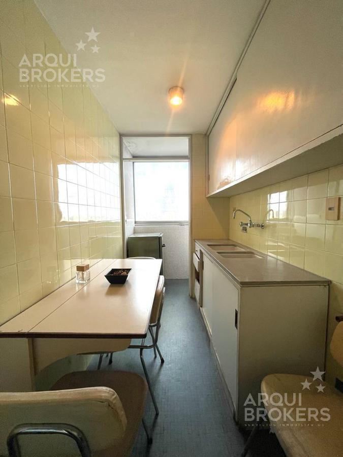 Foto de Venta oficina en Ciudad Vieja, imagen 4