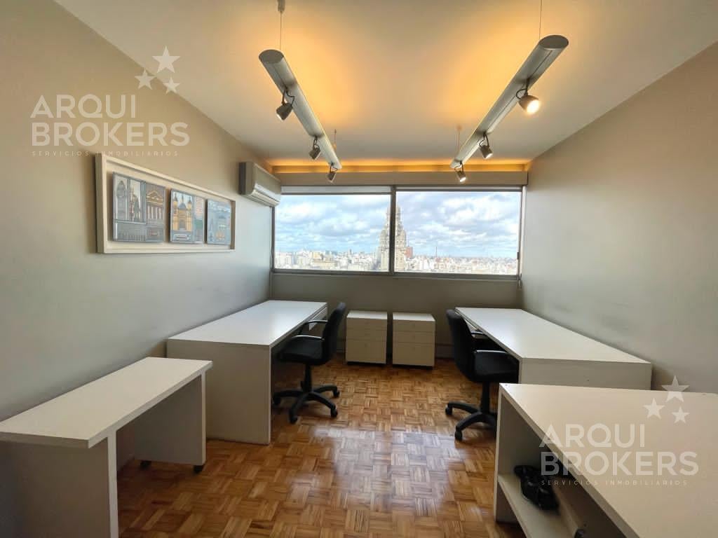 Foto de Venta oficina en Ciudad Vieja, imagen 1