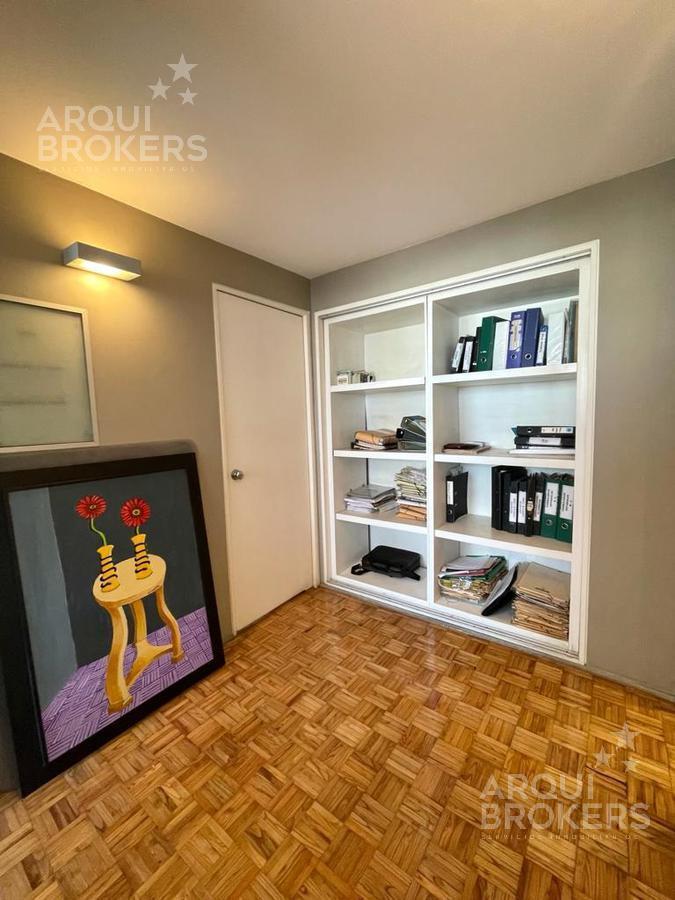 Foto de Venta oficina en Ciudad Vieja, imagen 2