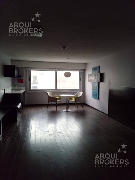 Foto de Apartamento monoambiente en alquiler Punta Carretas, imagen 1