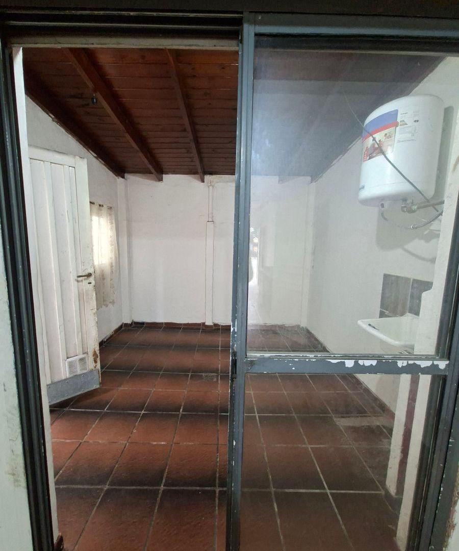 Foto de Departamento en alquiler 2 ambientes con cochera y fondo libre – Parque, imagen 5