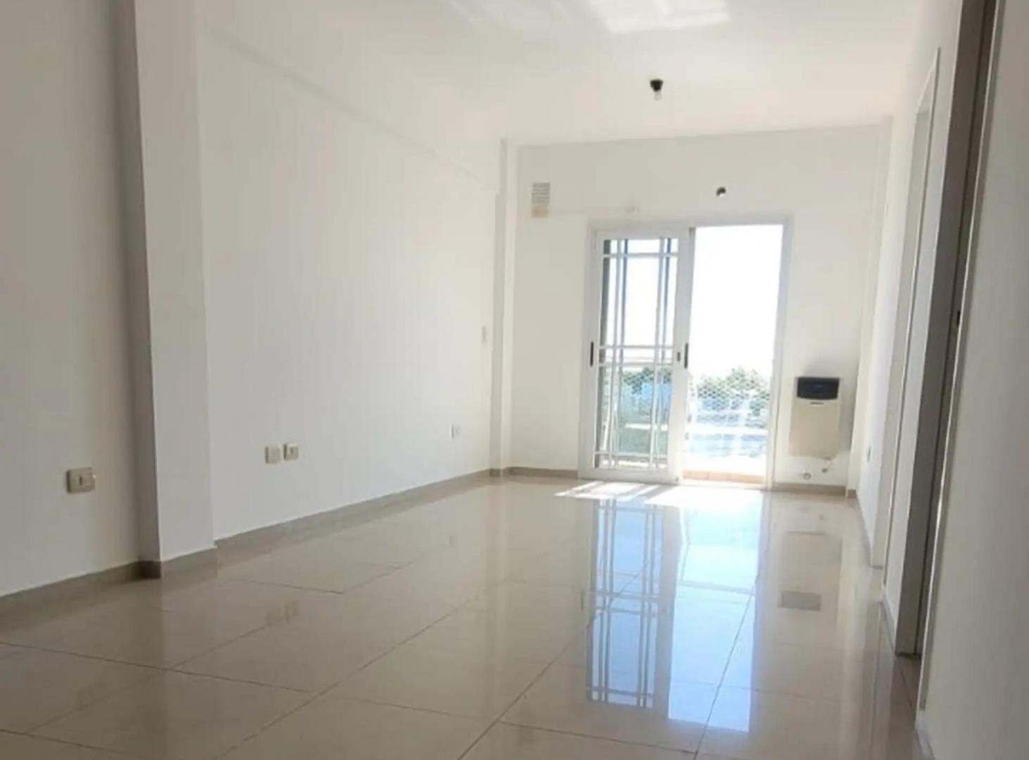 Foto de Departamento 2 ambientes al frente con cochera opcional — Cómodo y, imagen 1