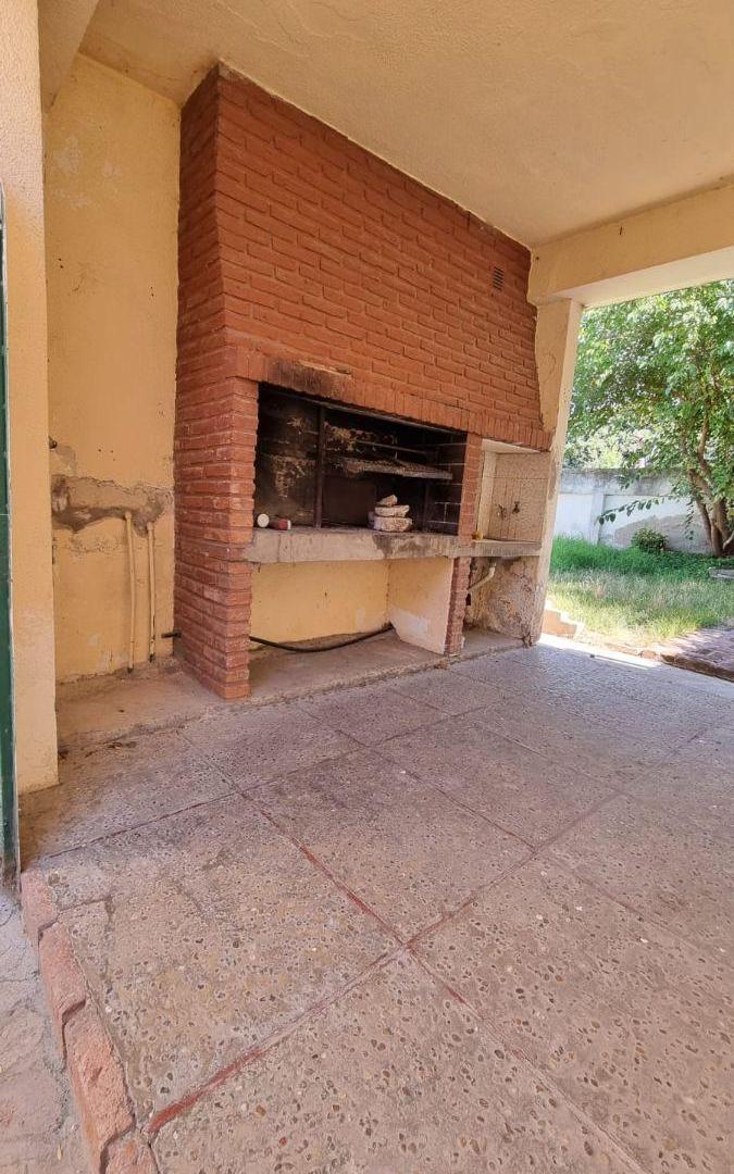 Foto de Chalet 3 ambientes en planta baja con patio, parrilla y entrada para, imagen 3
