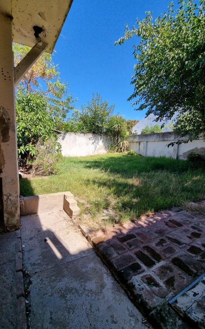 Foto de Chalet 3 ambientes en planta baja con patio, parrilla y entrada para, imagen 4
