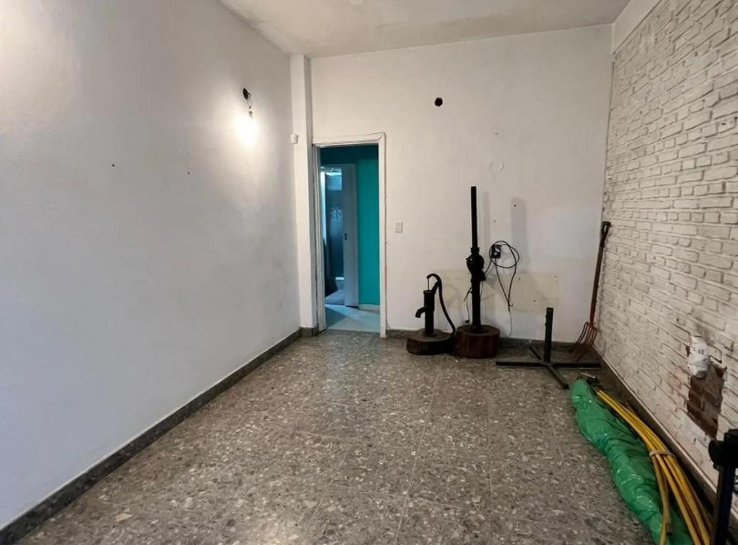 Foto de Casa con piscina, quincho y departamento independiente en Padua, imagen 5