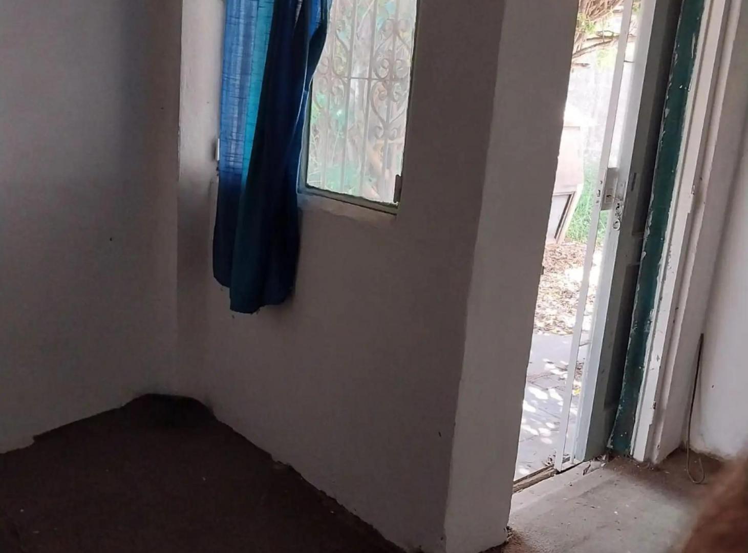 Foto de Casa con amplio lote y gran potencial en Parque San Martín, imagen 5