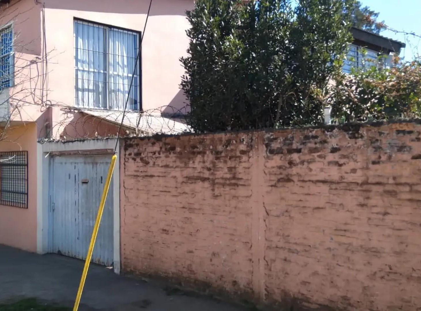 Foto de Oportunidad en block: 2 deptos, local comercial y cochera — Apto crédito, imagen 2