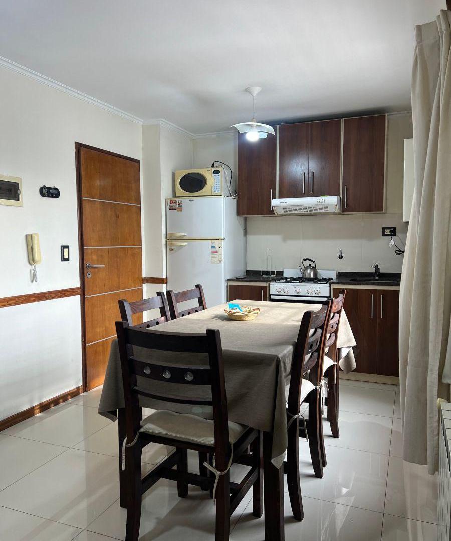 ALQUILER ANUAL 1 DORMITORIO AMOBLADO