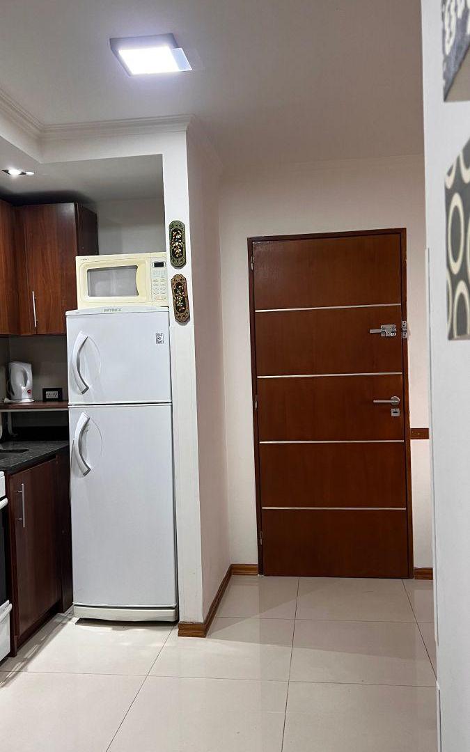 Foto de ALQUILER ANUAL 1 DORMITORIO AMOBLADO + COCHERA, imagen 2
