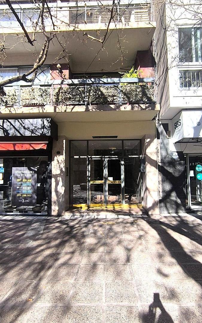 Foto de Departamento cuatro dormitorios, con balcón y vistas a Peatonal, imagen 1