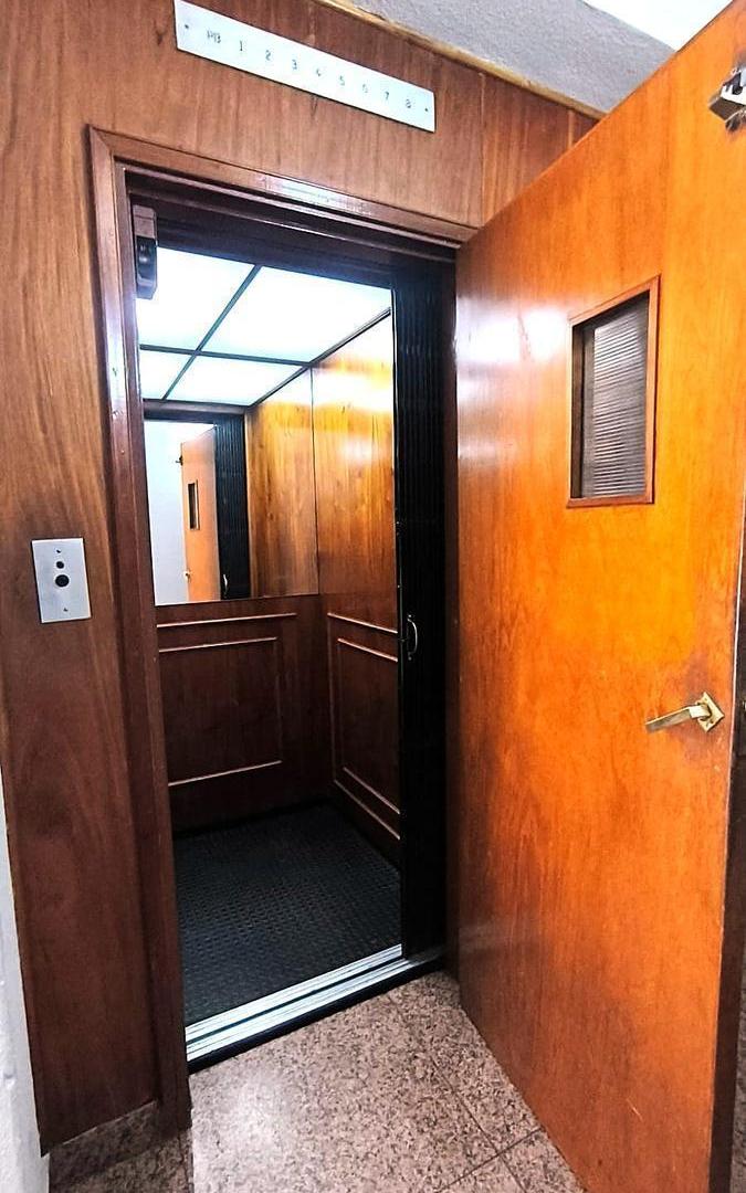 Foto de Departamento cuatro dormitorios, con balcón y vistas a Peatonal, imagen 3