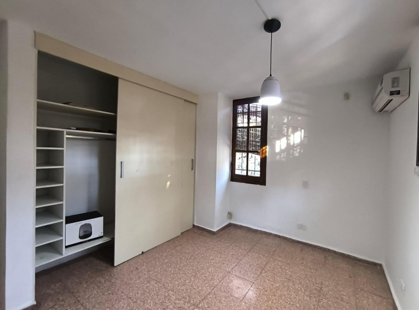 Foto de Casa 3 dormitorios con quincho y pileta en Sexta Sección., imagen 3