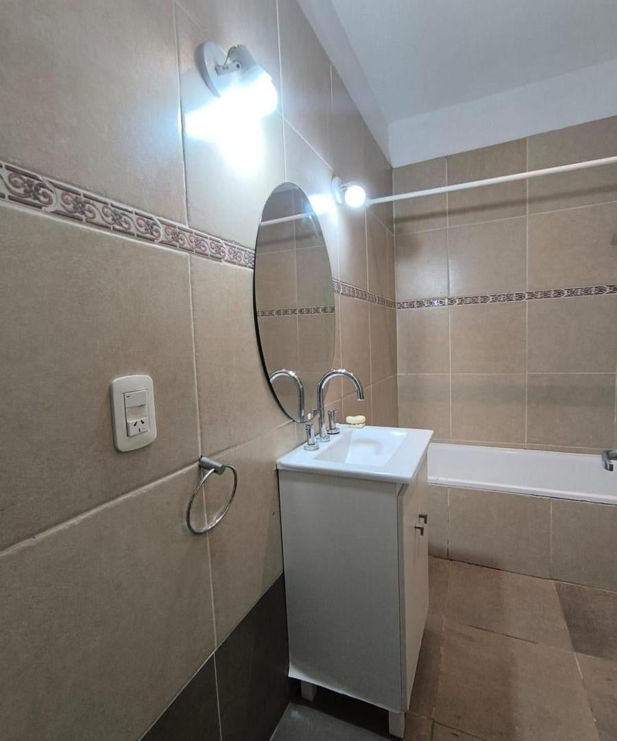 Foto de Casa 3 dormitorios con quincho y pileta en Sexta Sección., imagen 5