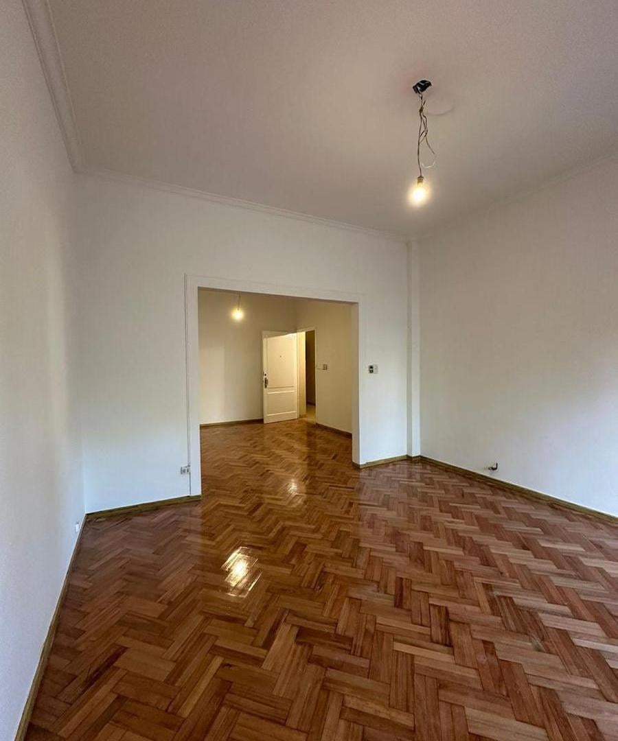 Foto de Departamento en Alquiler Av. San Martín y Pedro Molina, Ciudad de, imagen 2