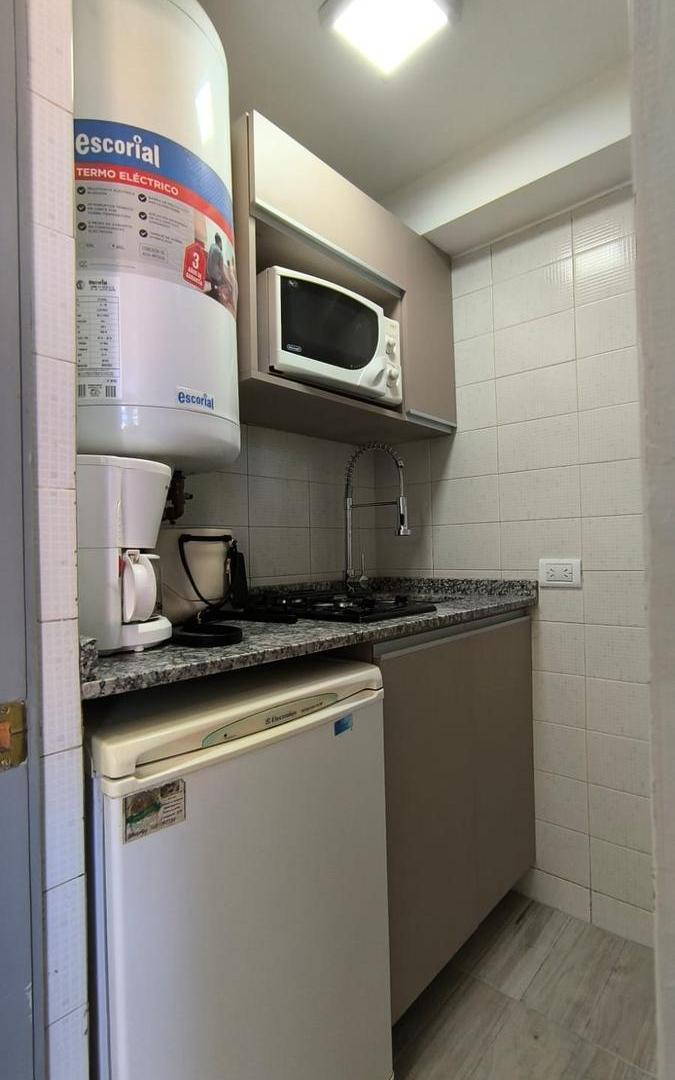 Foto de Oficina en Alquiler en Av. San Martín casi Rivadavia, Ciudad de Mendoza, imagen 2