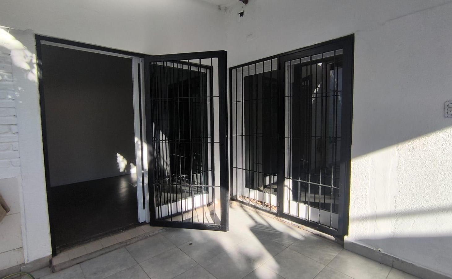Foto de Departamento tipo casa 4 dormitorios en Sexta Sección, Mendoza., imagen 3