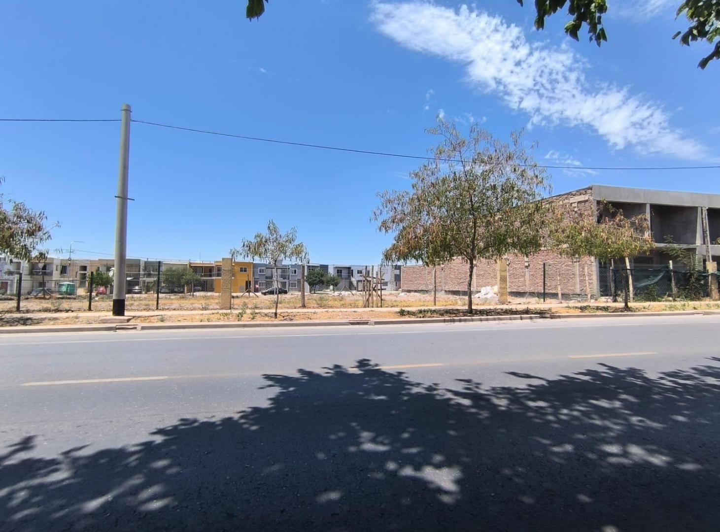 Foto de Terreno de 480 m2 apto PH para desarrollos inmobiliarios, en zona, imagen 1