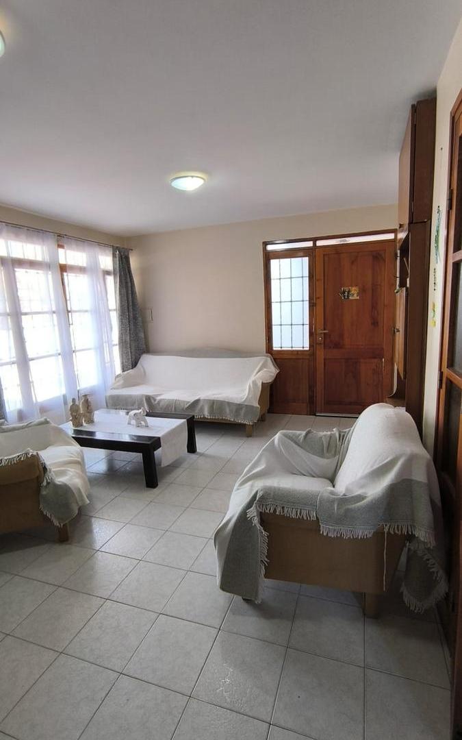 Foto de Venta Casa + Duplex, Barrio Fusch, Godoy Cruz, Mendoza., imagen 4