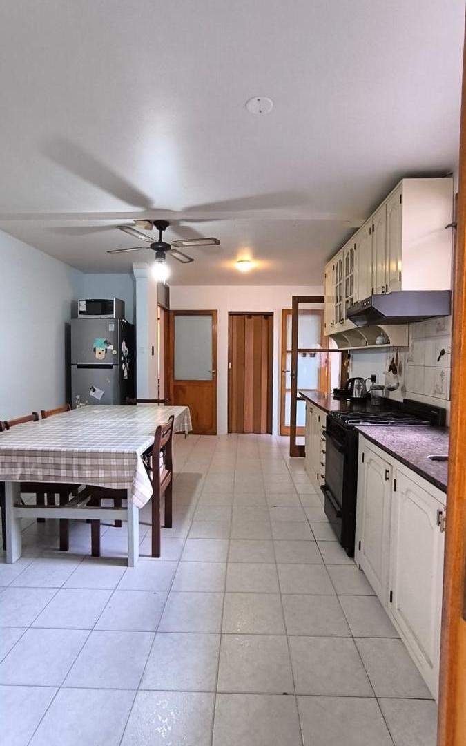 Foto de Venta Casa + Duplex, Barrio Fusch, Godoy Cruz, Mendoza., imagen 5