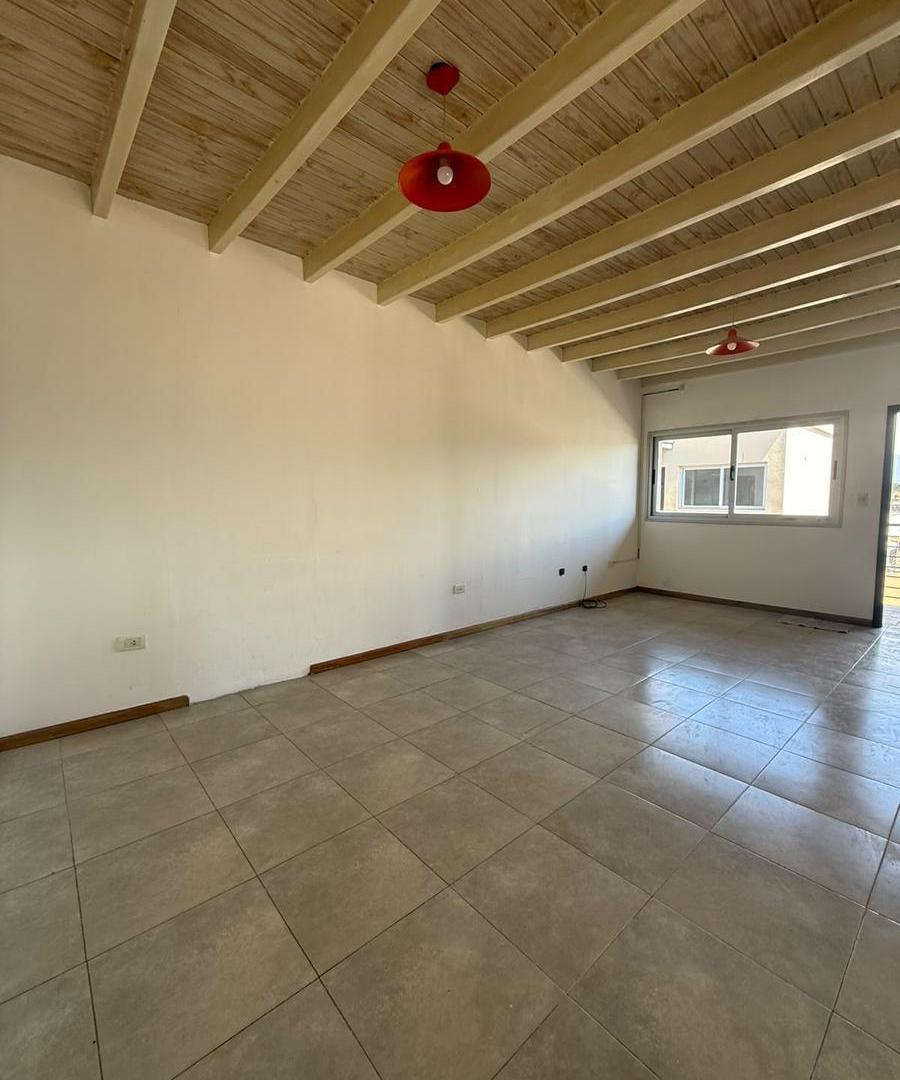 Foto de Alquiler Departamento 2 Dormitorios´y Cochera, cerca Azcuénaga y, imagen 5