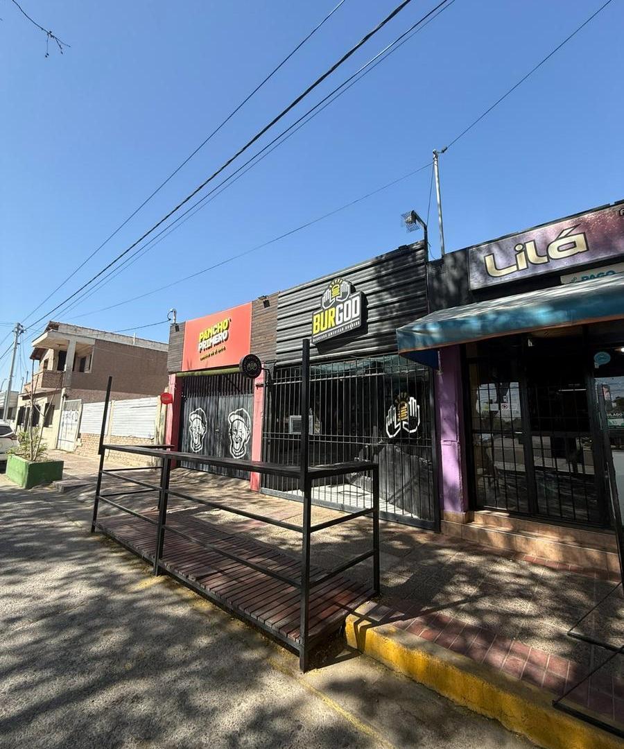 Foto de Locales comerciales en calle Sarmiento al 1040, Maipú, Mendoza., imagen 1